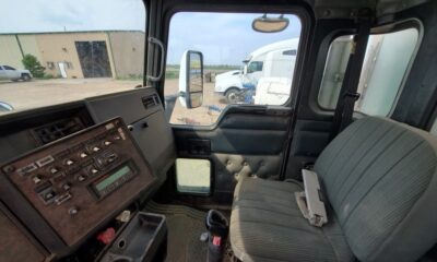 1996 Kenworth T800 with FM13v mixer